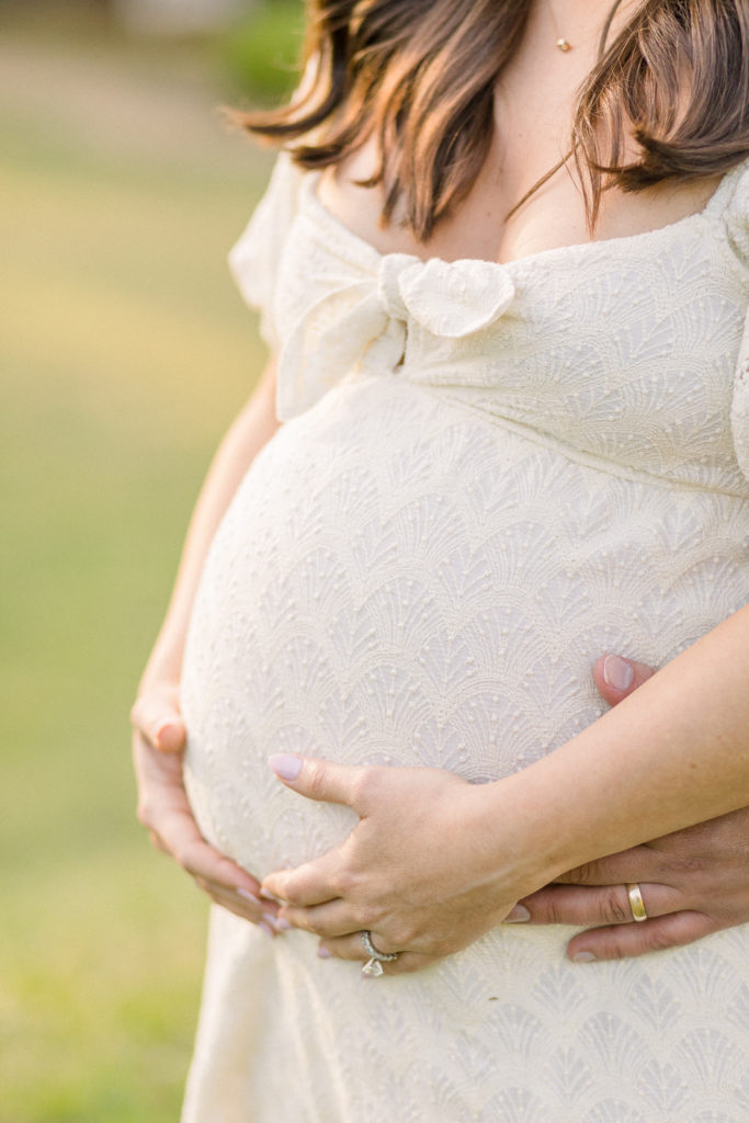 Expecting parent - Maternity Photography - Alaina Doughty Photo